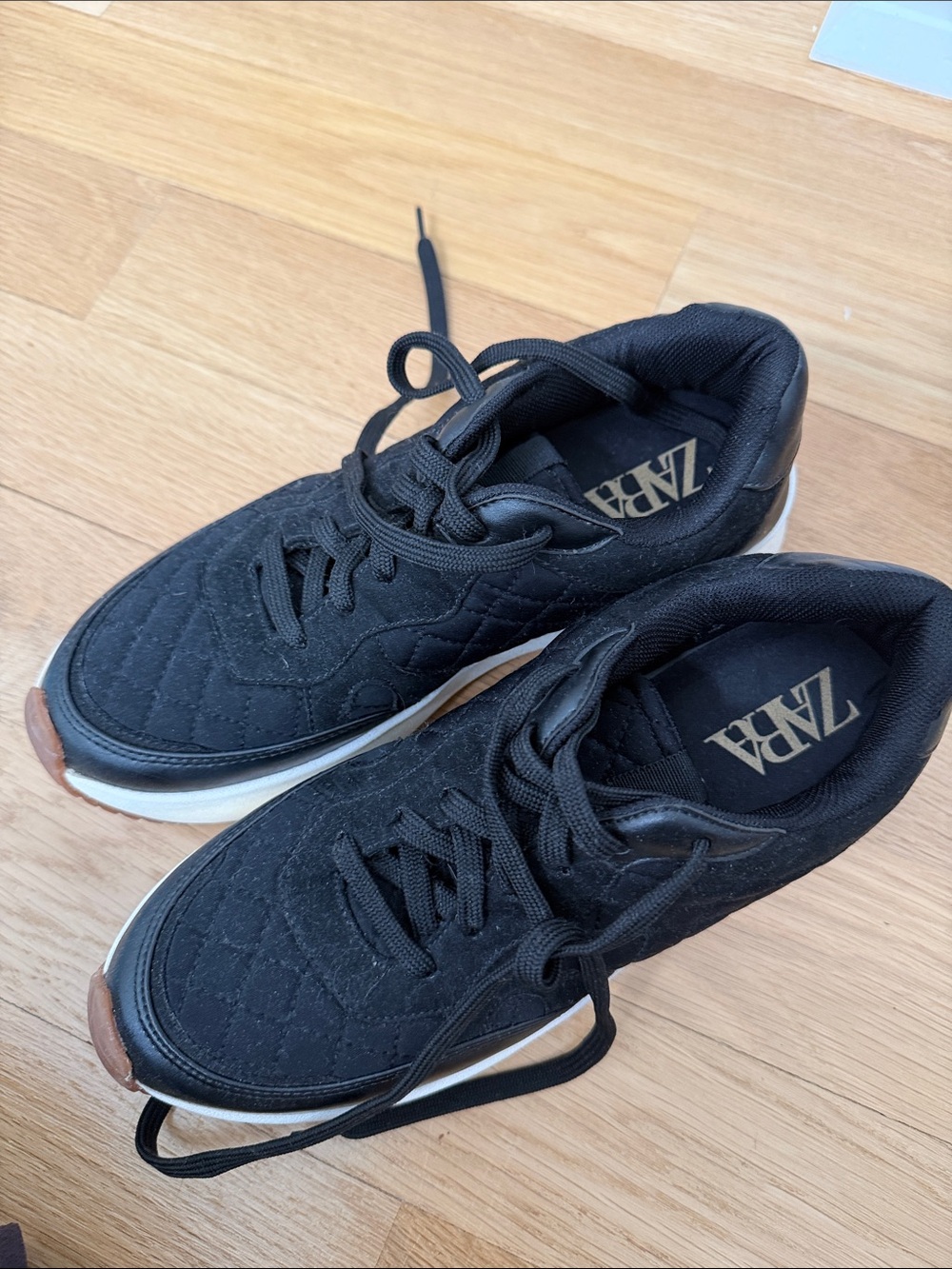 Zara Men's Black Quilted Lace-Up Sneakers with White Midsole